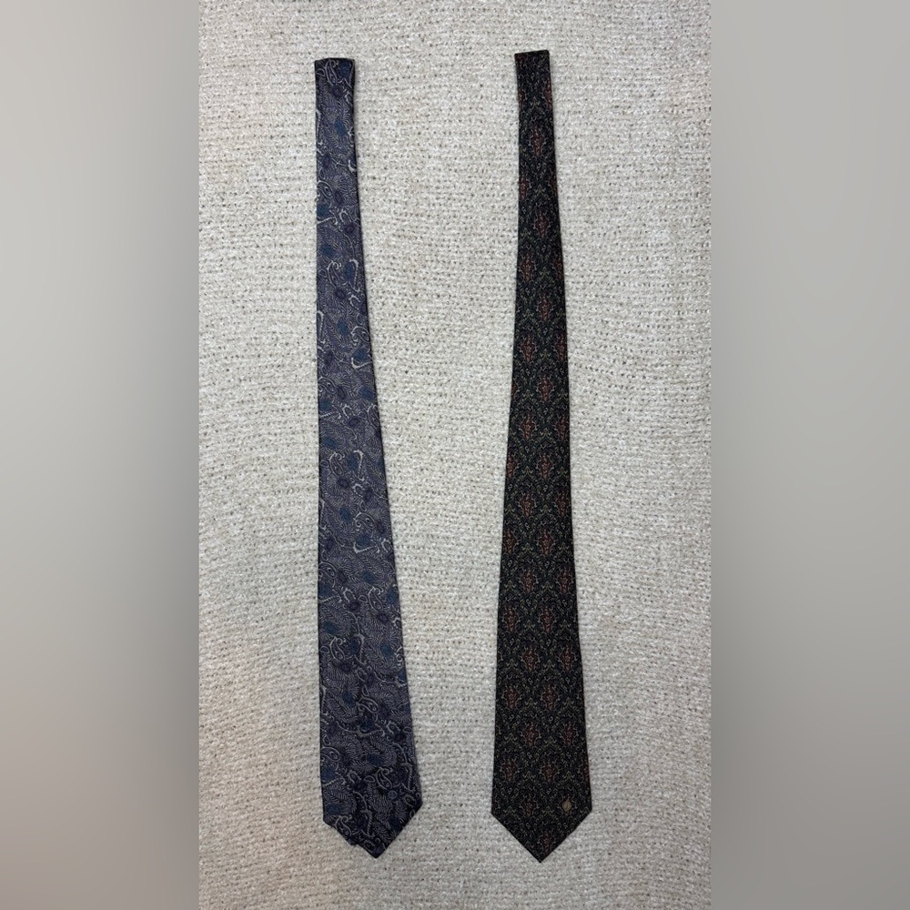Men's Paisley Silk Tie - Black and Navy - Dunhill